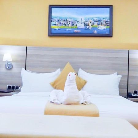 Holiday Hotel Addis Ababa Bagian luar foto
