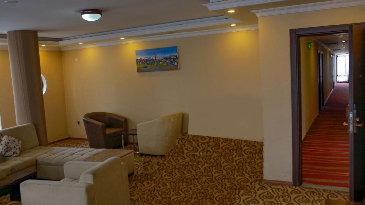 Holiday Hotel Addis Ababa Bagian luar foto