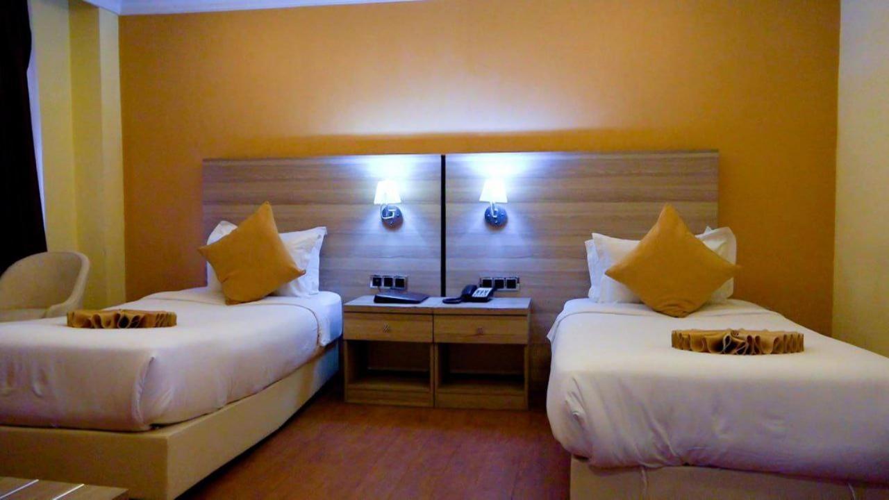 Holiday Hotel Addis Ababa Bagian luar foto